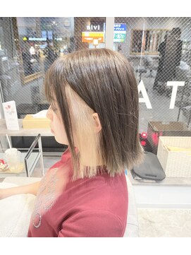 パクタ(PAcuTA.) インナーカラー×ホワイトブリーチ