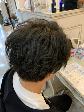 ハグエヴェック(HUG AVEC) 緩めスパイラルパーマ