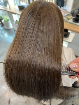 ア ドリームアップスタジオ レストアール(A DREAM UP STUDIO restR) ツヤロング