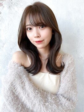 アフロート ルヴア(AFLOAT RUVUA) 小顔レイヤー大人可愛い韓国風くびれヘア20代30代40代新宿