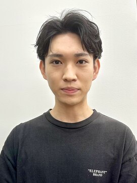 パークレーン アイス イヴェン(park lane ICI yeven) メンズパーマフェザーパーマ20代30代韓国ニュアンス毛流れ