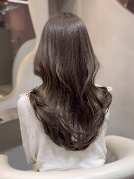 グロー 大宮(GLROW) 韓国風イメチェン美髪レイヤーワイドバングマロンベージュ大宮