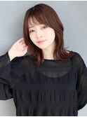 韓国風イメチェングレーベージュくびれミディ似合わせカット