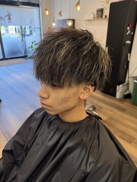 リアン(Lien) 縦落ちパーマ×ハイライト