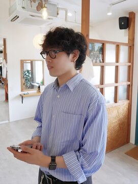 ディッセンバー 伊勢崎(December) メンズ/ブルーブラック/フェザーパーマ/ニュアンスパーマ/