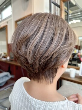 40代50代大人ショートボブ/恵比寿渋谷/白髪ぼかしハイライト2512