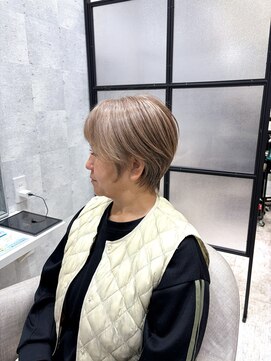 イーズ バイ インス(Yeeee.s by INCE) 白髪ぼかし/脱白髪染め/脱白髪染めハイライト/透明感