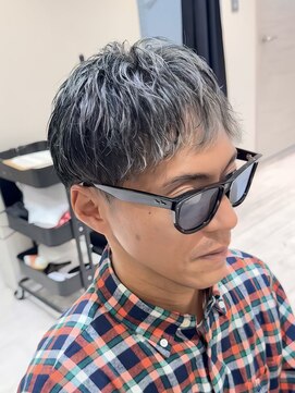 バース 梅田中崎町店(BIRTH) 50代40代白髪ぼかしシルバーメッシュバレイヤージュ