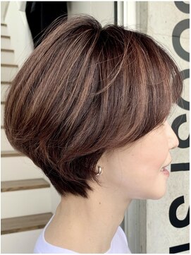 ウィルゴ(VIRGO) 40代50代60代大人小顔ショートボブ/白髪ぼかしハイライト