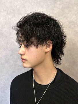 スター(STAR) スパイラルパーマ × ミディアムウルフ