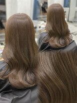 ジーナ 新宿(Zina) 【本多担当】ベージュ多めのオリーブグレージュ