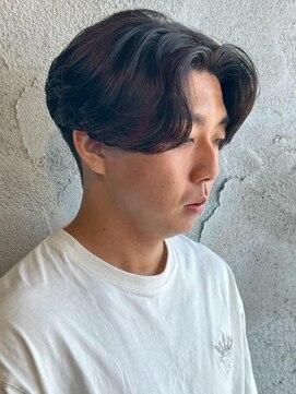 ニアウ 新宿(Niau) MEN’S/リバースセンターパート/ニュアンスパーマ/新宿