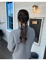 アズグロウヘアー(AS GROW HAIR)&nbsp;ダークパープルタイト×ルーズツインアレンジ
