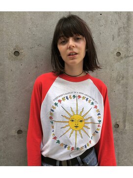 ピープル(people) [people]広めの前髪とぱっつんボブ