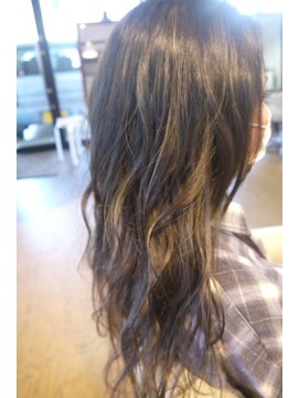 ヘアー ライフ トゥルース(Hair Life truth) 《truth》ハイライト×グレー