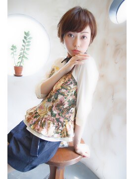 ブーケ(BOUQUET) 大人かわいいショート　斜めバング　ラブ