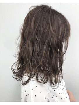 アライブ キチジョウジ(ALIVE Kichijoji) 【ALIVE吉祥寺】ミルクティーベージュハイライトカラー