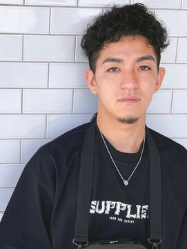 サンディーズバーバーショップ(Sandees) ストリートウェーブ波打ちパーマツイストスパイラル