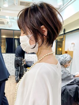 アヴァロン(AVALON) 絶壁解消/ひし形/前下がり/大人ショートボブ/30代/40代★猪狩★