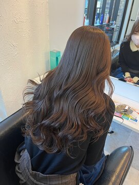 エルバイラビス 大宮(elu by lovis) 大人ガーリー/レイヤーロング/似合わせカット/大宮