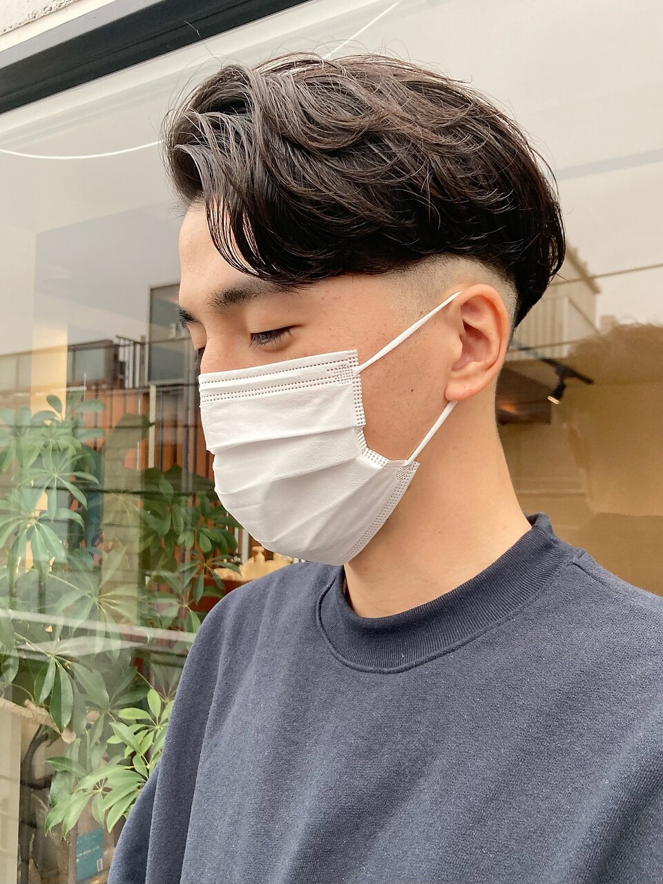 ニュアンスパーマセンターパートコンマヘアツーブロック