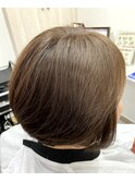 ショートボブ
