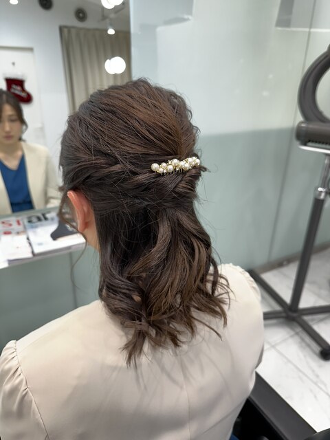 結婚式ヘアセット 王道ハーフアップ