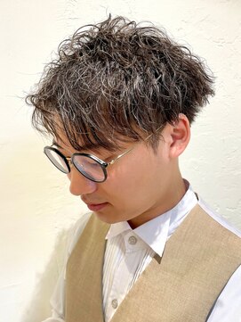 アッシュ 十日市場店(Ash) ショートでも決まる/波巻きスパイラルパーマ