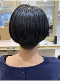 ツーブロック　刈り上げ女子ハンサムショート　メンズライク