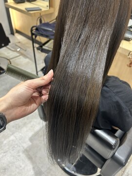 レム 仙台店(L.E.M) オリーブカラーでトーンダウン