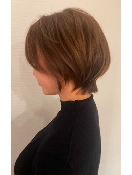 ボンド(hair salon bonD) レイヤーショート×ナチュラルカラー