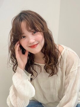 ジョエミバイアンアミ(joemi by Un ami) ミディアムパーマ / デジタルパーマ / ベージュカラー