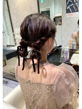 ルミュドゥプレシャス(LEMIEUX de precious) ツインお団子×ベロアリボンアレンジ