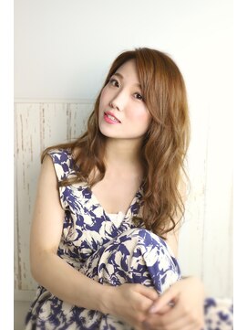 ベック(BECK) ビーチにたたずむ大人女性☆(イメージ)◇上新庄美容室BECK◇