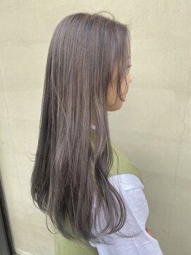 ヘアー アイス ルーチェ(HAIR ICI LUCE) ホワイトカラー シルバーカラー 透明感カラー 担当 山中