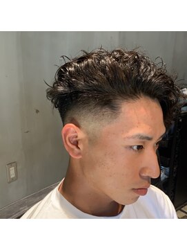 メンズヘアースパイス 本庄(Mens Hair SPICE) かきあげフェード