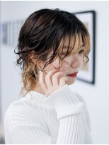 ノード(NODO)&nbsp;【ブリーチONパーマ】コントラストカラーのウルフスタイル