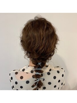 カリテス(XARITES) ハーフアップ編み込みポニーテール♪ブライダルお呼ばれ二次会