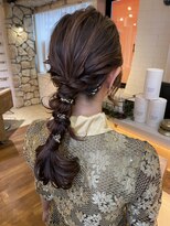 ラックスビー マハロ 江坂駅前店(LUXBE MAHALO)&nbsp;金箔ヘア/ヘアアレンジ/結婚式/ツイン編みおろし/江坂