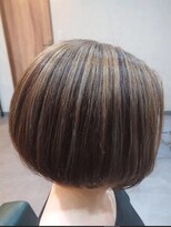 チグラ(ChiGuRa) グレイカバーハイライトボブ