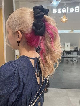 ベレーザ 渋谷(BELEZA) 4835ニュアンスカラーハイトーンポニーテールインナーカラー