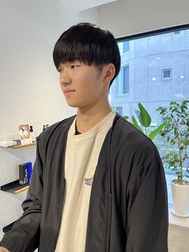 アイズ 海老名(AIZU) 縮毛矯正 ストレートパーマ ナチュラルマッシュ 刈り上げ 眉毛