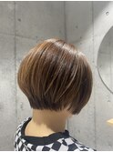 ショートボブ