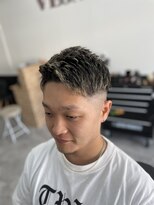 ベガ(VEGA)&nbsp;ツーブロック、フェード