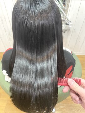 メゾンルヴェール 岐阜穂積(Maison LeVert) 髪質改善/広がりコントロール/ナチュラルストレート/暗髪