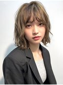 ニュアンスショート　黒髪　マッシュショート　グレージュ