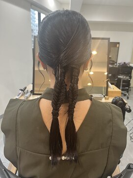 ジャヌ 浜町 眼鏡橋(JANU) ツイン編みおろし