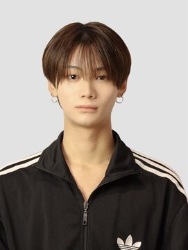 オーシャン トーキョー コウベ(OCEAN TOKYO KOBE) シースルーマッシュダウンパーマ黒髪韓国マッシュツーブロック