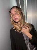 ヴィオラカラー(VIOLLA COLOR) ベージュグラデ×ナチュラルロング/小倉