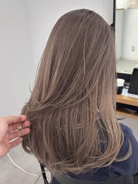 ウル 岡山駅店(ULu.) ヘーゼルグレージュレイヤーカットバタフライカット岡山